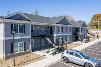 Beulah Creek Apartments in Louisville, KY - Foto de edificio - Building Photo