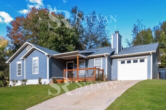 2428 Snow Creek Ln in Charlotte, NC - Building Photo - Building Photo