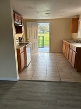211 Jane Ave in Dundee, FL - Building Photo - Building Photo