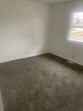 1700 Verlene Dr in Florissant, MO - Building Photo - Building Photo