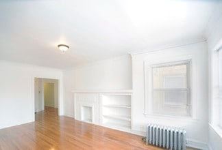 7801-11 S Yates Blvd Chicago, IL 60649 in Chicago, IL - Foto de edificio - Building Photo