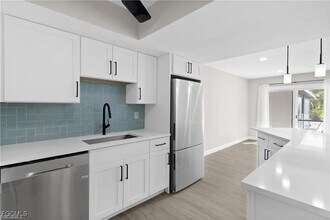 13446 Heald Ln in Ft. Myers, FL - Building Photo - Building Photo