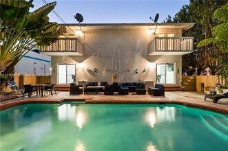 9165 Harding Ave, Unit 9165 in Surfside, FL - Building Photo - Building Photo