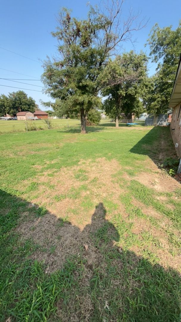 216 Versailles Ave in Garber, OK - Building Photo - Building Photo
