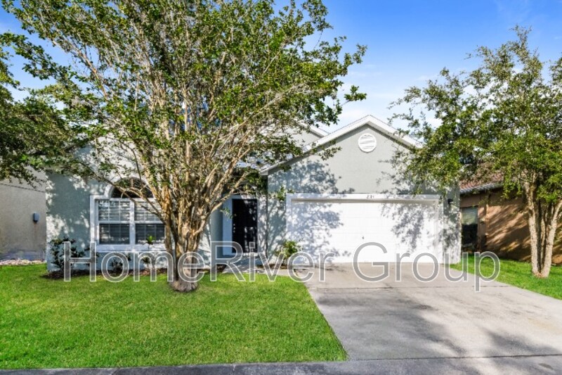 2113 Continental St in St. Cloud, FL - Building Photo