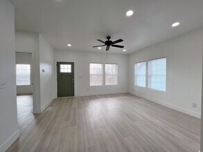 2439 Adams Ave in Knoxville, TN - Building Photo - Building Photo