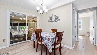 101 Sugarloaf Ln in Naples, FL - Foto de edificio - Building Photo