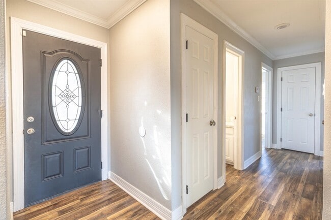 6720 Lancaster Dr in Orange, TX - Building Photo - Building Photo