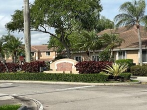 1113 SW 158th Ave in Pembroke Pines, FL - Building Photo - Building Photo