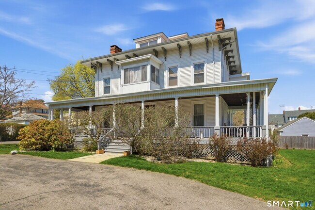 45 W North St in Stamford, CT - Building Photo - Building Photo
