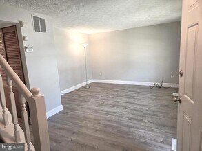 348 Barclay St in Coatesville, PA - Building Photo - Building Photo