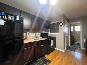421 Edgewood Pl in River Forest, IL - Foto de edificio - Building Photo