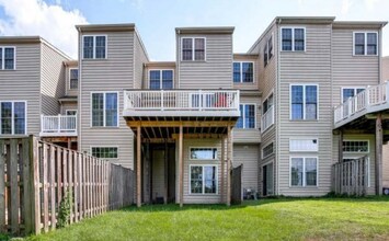 8858 Montjoy Pl in Ellicott City, MD - Building Photo - Building Photo