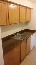 10522 Lake City Way NE in Seattle, WA - Building Photo - Building Photo