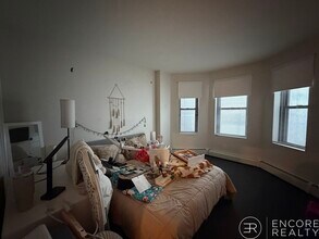 7 Miner St, Unit 2 in Boston, MA - Building Photo - Building Photo