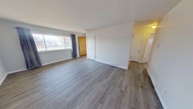 4673 Holland St in Wheat Ridge, CO - Foto de edificio - Building Photo