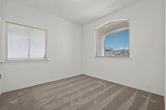 245 Hunstanton St in El Paso, TX - Building Photo - Building Photo