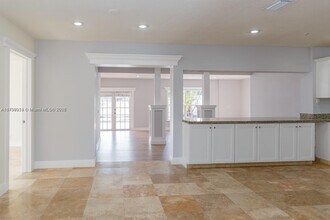 5520 Hayes St in Hollywood, FL - Building Photo - Building Photo