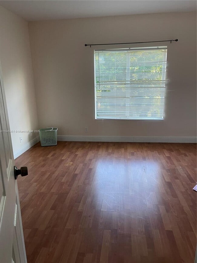 5614 Pierce St in Hollywood, FL - Building Photo - Building Photo