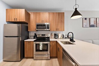 402 NE 2nd St in Minneapolis, MN - Foto de edificio - Building Photo