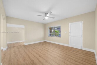 1840 SW 63rd Ave in Miami, FL - Building Photo - Building Photo