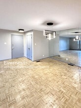 10368 Forest Brook Ln in St. Louis, MO - Building Photo - Building Photo