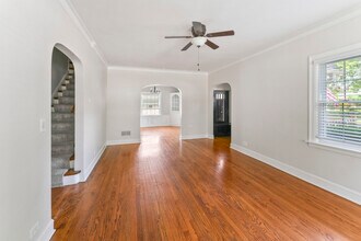 5 W South St in Arlington Heights, IL - Building Photo - Building Photo