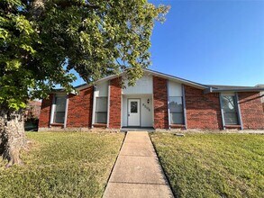 8506 Woodside Rd in Rowlett, TX - Building Photo - Building Photo