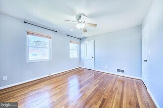 2319 Riverview Terrace in Alexandria, VA - Building Photo - Building Photo