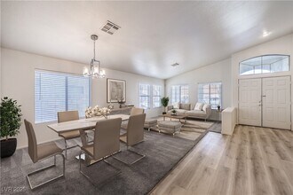 1851 Vista Pointe Ave in Henderson, NV - Building Photo - Building Photo
