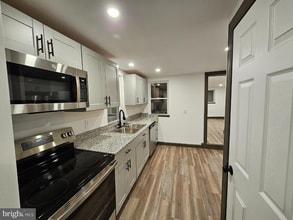 211 S 2nd St in Columbia, PA - Building Photo - Building Photo