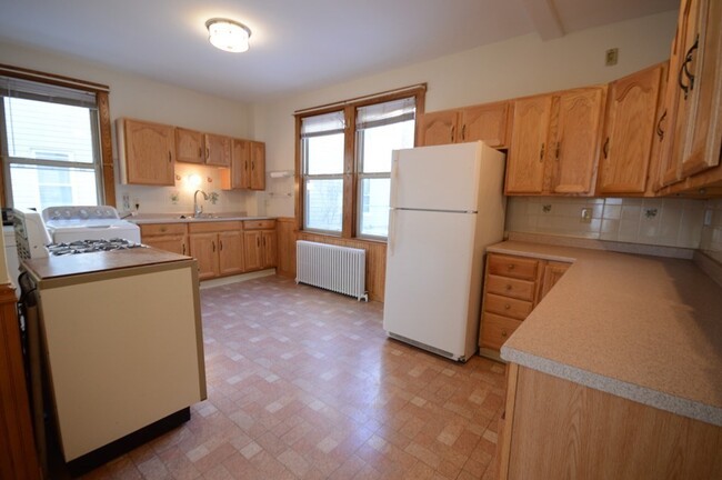 66 Bristol St, Unit #1