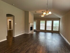 1136 Edgewater Dr in Azle, TX - Building Photo - Building Photo