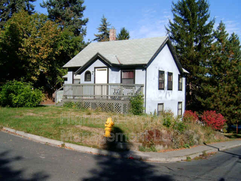 830 NE Michigan St in Pullman, WA - Building Photo