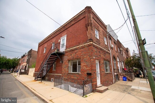 property at 2312 S 12th St