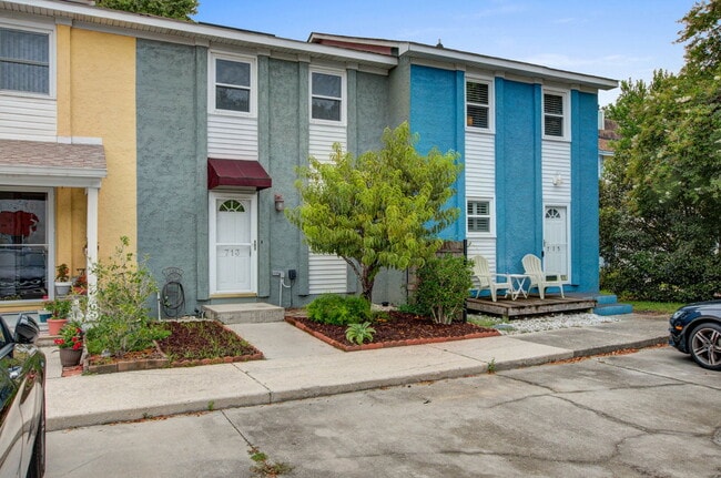 713 Davenport Dr in Mount Pleasant, SC - Building Photo - Building Photo