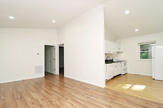 373 Wild Turkey Ln in Charlottesville, VA - Building Photo - Building Photo