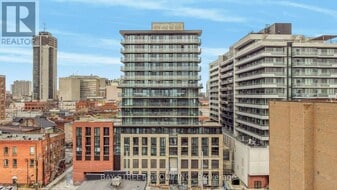 1 Jarvis St in Hamilton, ON - Building Photo