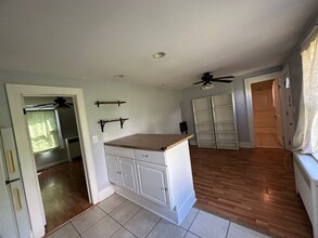 16 Starview Ave in Waterbury, CT - Building Photo - Building Photo
