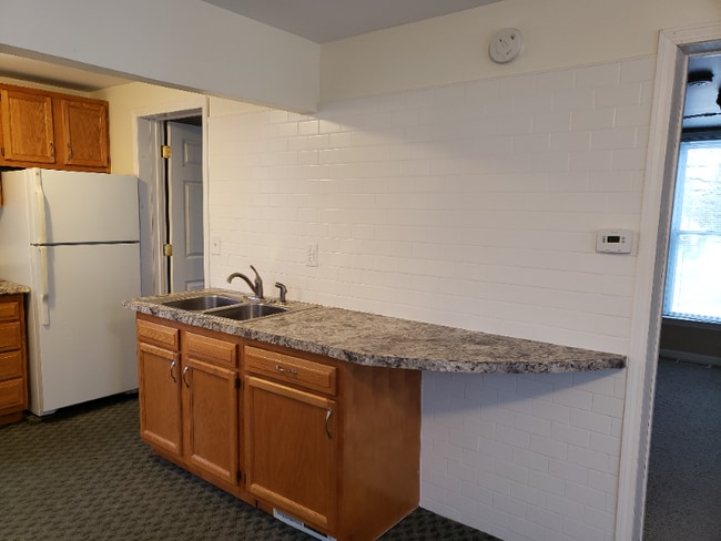 122 N 3rd Ave in Big Rapids, MI - Foto de edificio - Building Photo