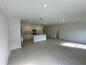 5434 Lewisham Dr in Davenport, FL - Building Photo - Building Photo