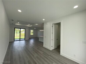 818 Anaconda Ave S in Lehigh Acres, FL - Building Photo - Building Photo