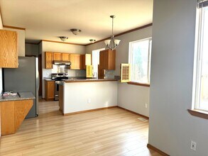 2213 179th Pl SW in Lynnwood, WA - Building Photo - Building Photo