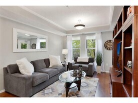 645 N 1st St in Minneapolis, MN - Building Photo