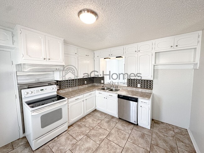 2017 N Keeton Ave in Bethany, OK - Building Photo - Building Photo