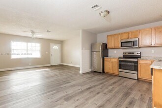 2424 Angler Dr in Delray Beach, FL - Building Photo - Building Photo