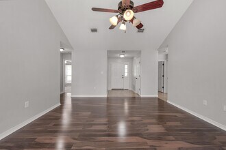 6545 Fern St in Navarre, FL - Building Photo - Building Photo