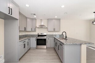 66091 Cahuilla Ave in Desert Hot Springs, CA - Building Photo