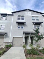 4728 Pickering Harbor Pl in Tampa, FL - Building Photo