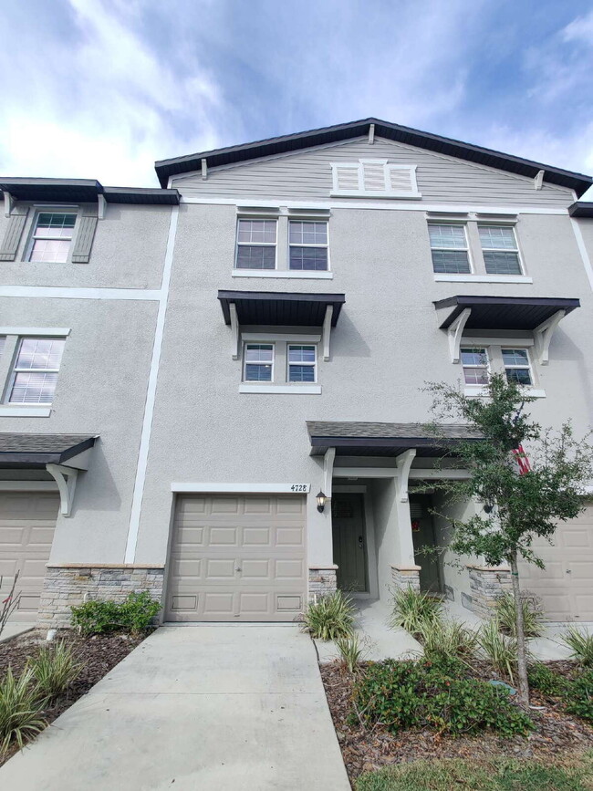 property at 4728 Pickering Harbor Pl
